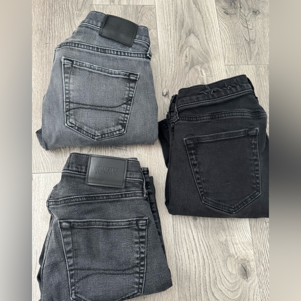 Set of 3 Hollister Men’s Jeans - Picture 5 of 10